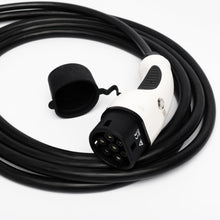 Lataa kuva Galleria-katseluun, Eevi Pro Type 2 matkalaturi, 11 kW, Tesla-napilla